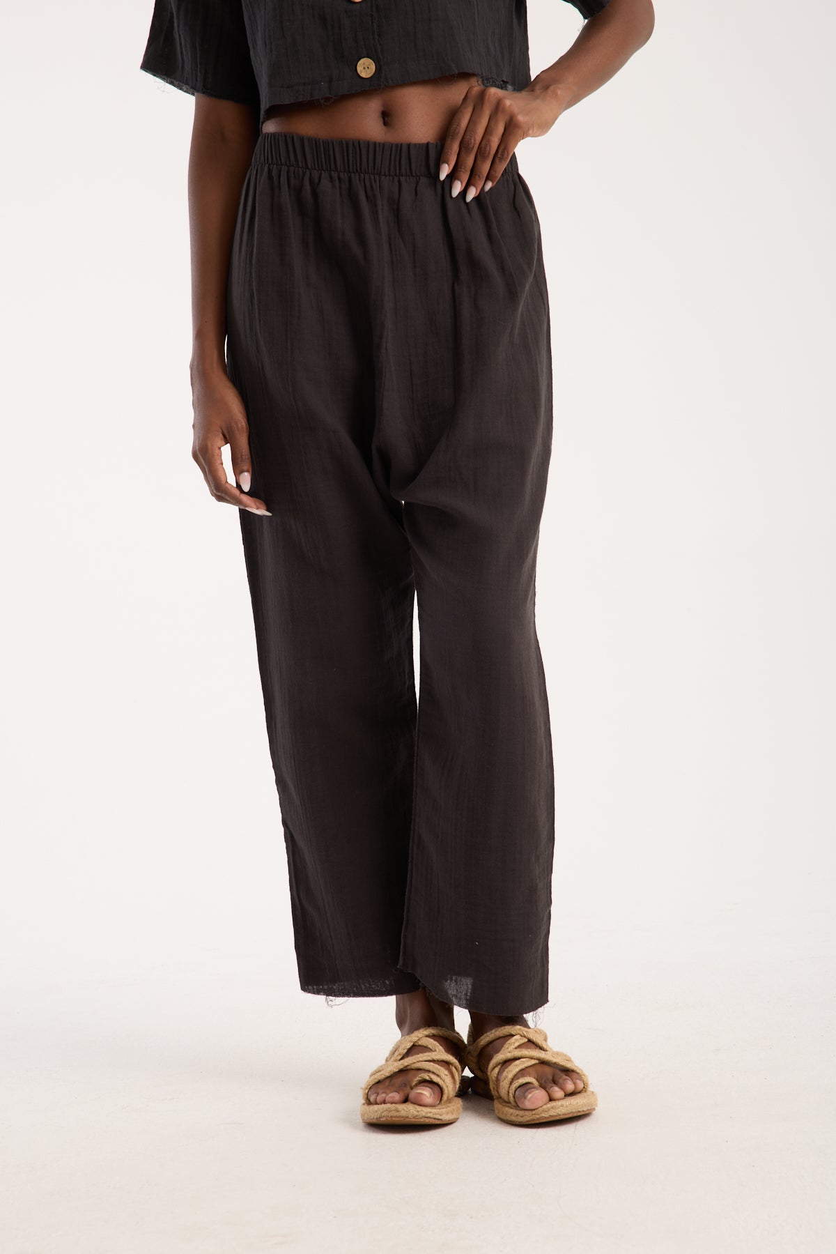 Cotton Muslin Relaxed Trousers - Black