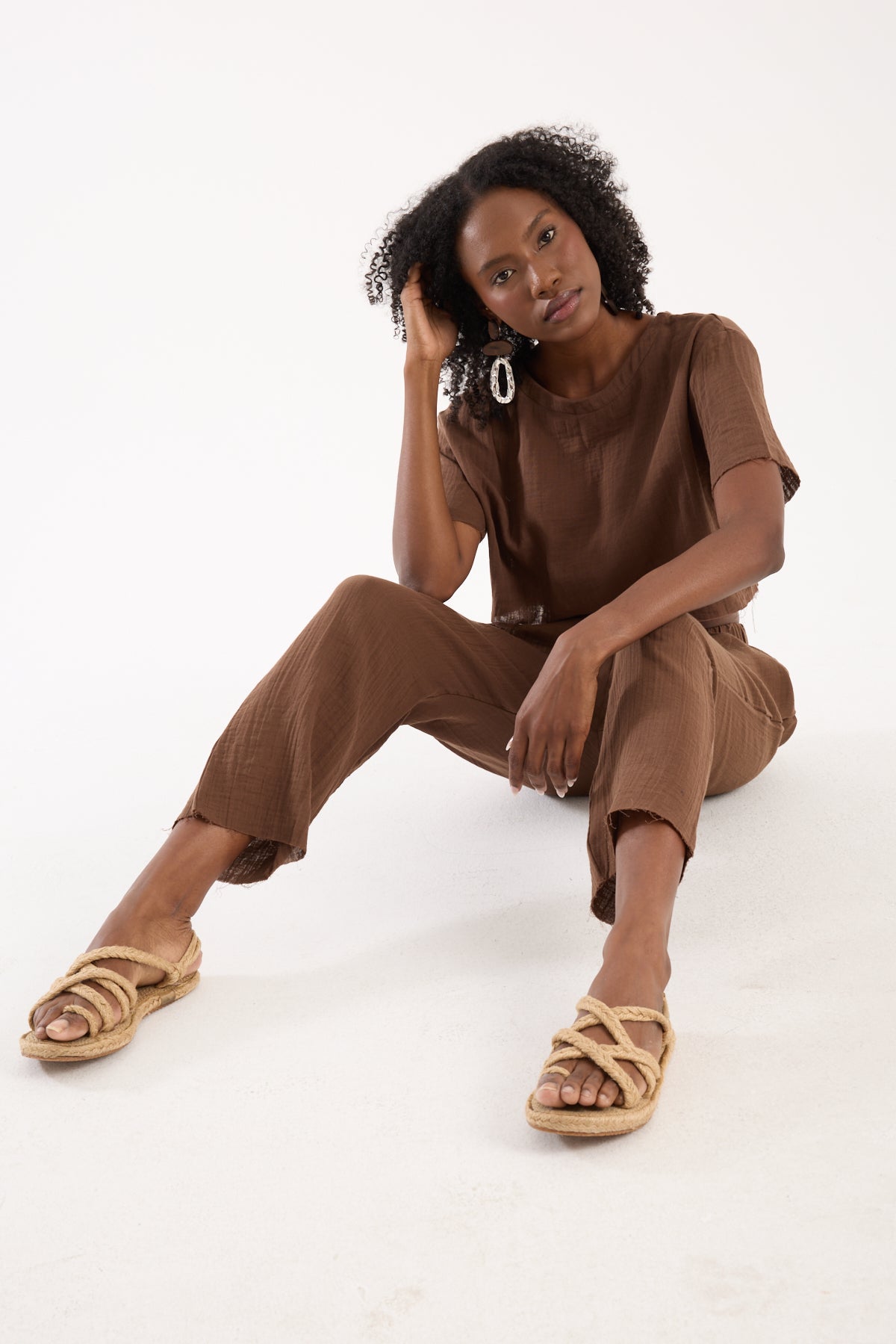 Cotton Muslin Short-Sleeve Crop Top - Brown
